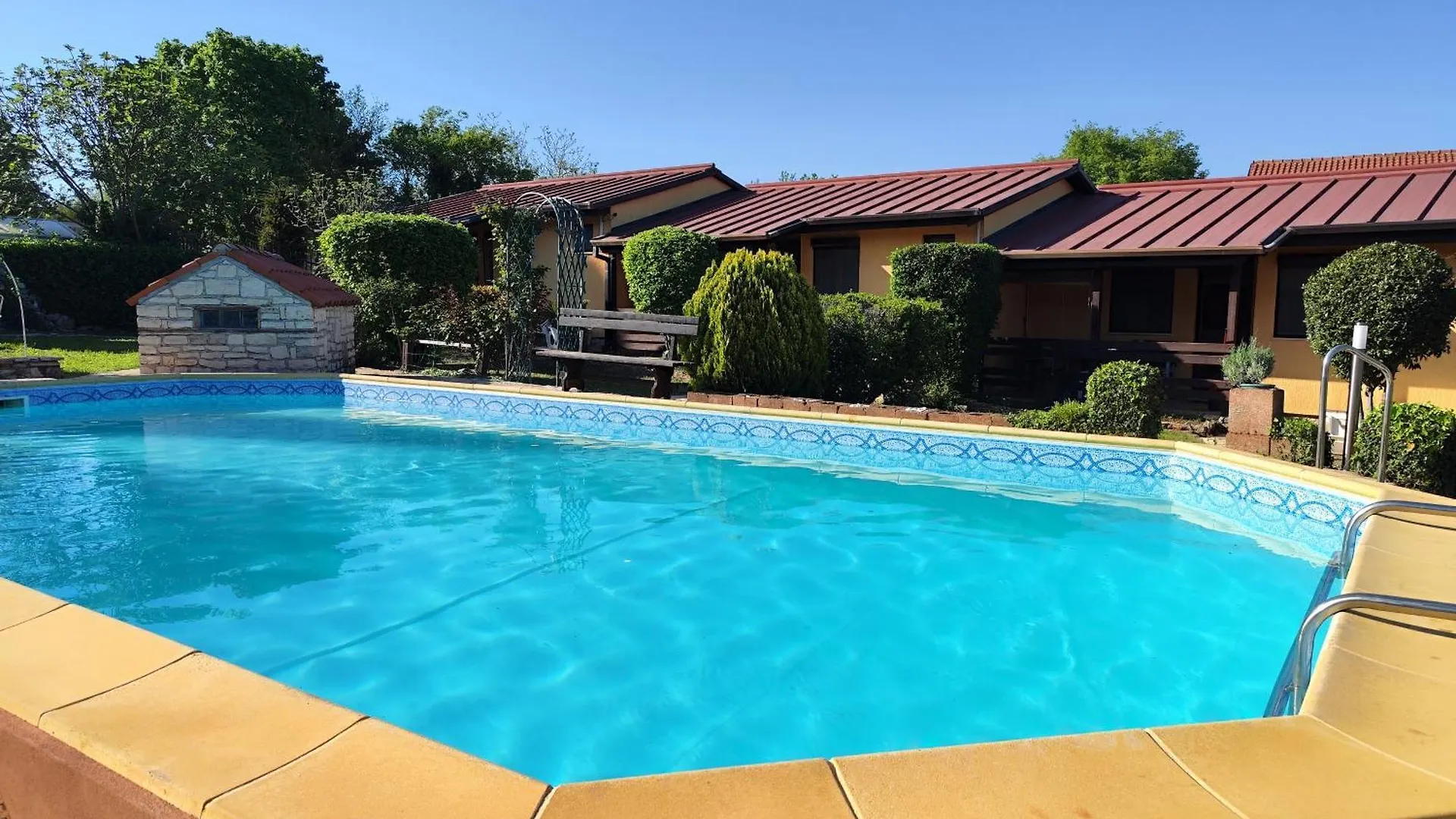 Holiday home Poolside Compact Family Cottage Bella Rovinjsko Selo Croatia