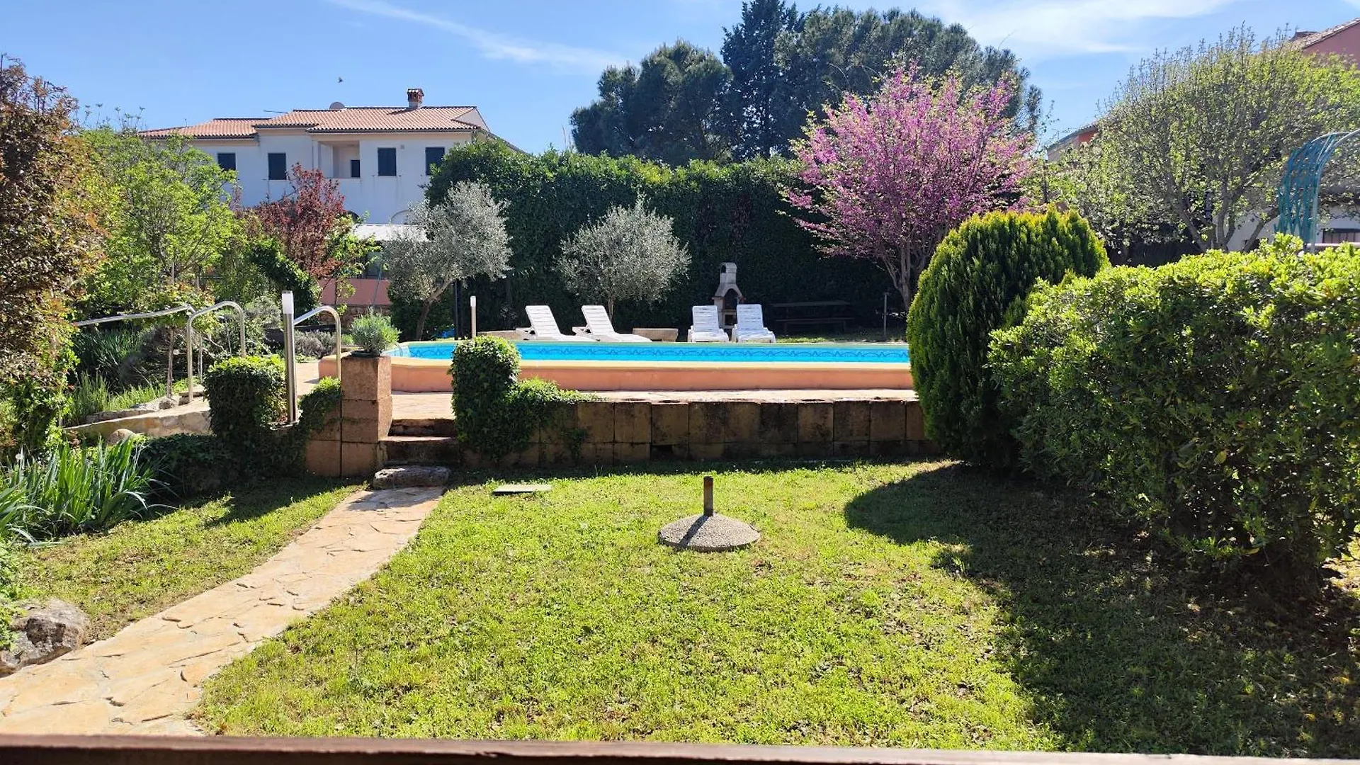 Poolside Compact Family Cottage Bella Rovinjsko Selo 0*,