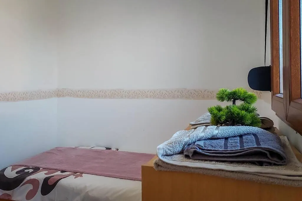 Poolside Compact Family Cottage Bella 0*, Rovinjsko Selo